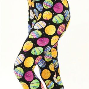 Buttery-Soft High-Waist Easter Egg Leggings